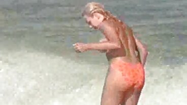 Azione dal culo donne mature con giovani alla bocca con una rossa calda sfrigolante!