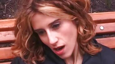 RLY SPLENDIDO Il viso di Elsa con la bionda e gli occhi video porno donne azzurri