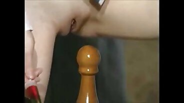 Natalie ha un Thigh Gap accoppiato con un Perfect video porno trans italiani Butt