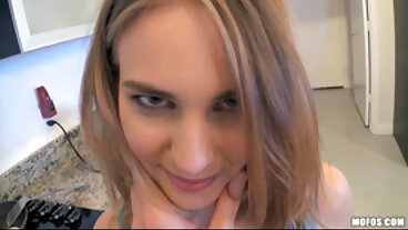 Le figliastre provano il tuo cazzo, la tangente si trasforma porno trans gratis in un triangolo anale MMF