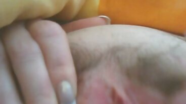 La sexy Foxy Di adora il cazzo servito con nonna amatoriale il suo caffè mattutino